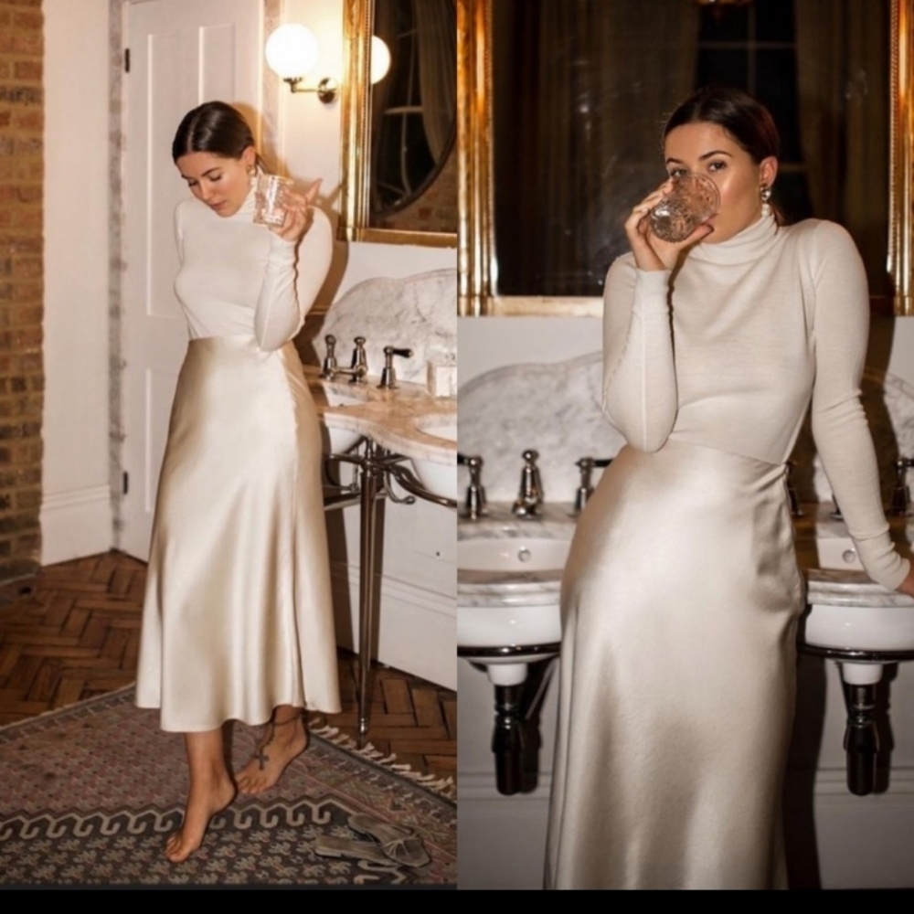 Carmen Marc Valvo olive green skirt